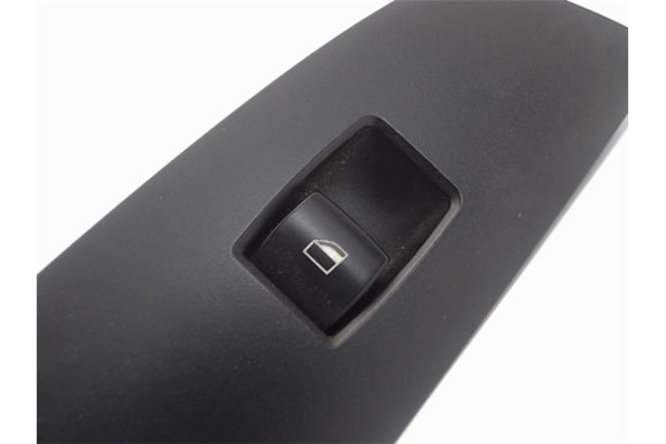 Recambio de mando elevalunas trasero derecho para bmw serie 1 berlina (e81/e87) 2.0 120d referencia OEM IAM 15979800 6935534 