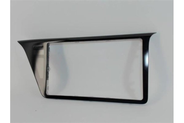 Recambio de embellecedor salpicadero para toyota c-hr 2.0 hibrido referencia OEM IAM 55405F4040  