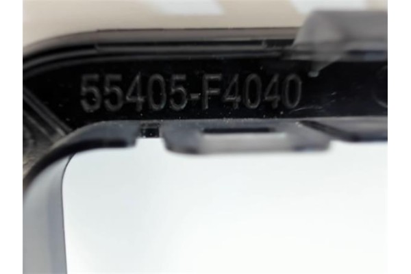 Recambio de embellecedor salpicadero para toyota c-hr 2.0 hibrido referencia OEM IAM 55405F4040  
