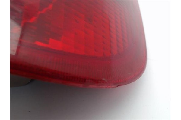 Recambio de piloto trasero derecho para opel corsa b referencia OEM IAM   