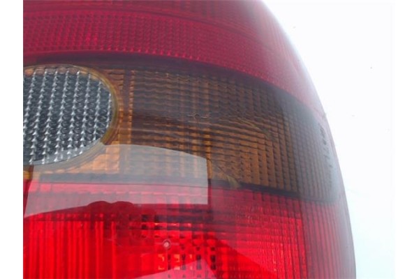 Recambio de piloto trasero derecho para opel corsa b referencia OEM IAM   