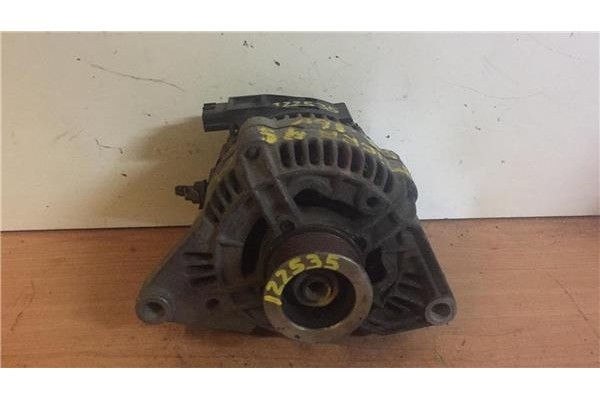 Recambio de alternador para nissan micra (k11) 1.3 i 16v referencia OEM IAM 2310054B62 0123115010 