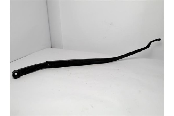Recambio de brazo limpiaparabrisas delantero derecho para toyota corolla (e21) híbrido hybrid active referencia OEM IAM 85211024