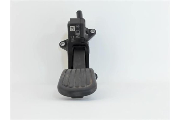 Recambio de pedal acelerador para toyota c-hr 2.0 hibrido referencia OEM IAM 78110f4021  