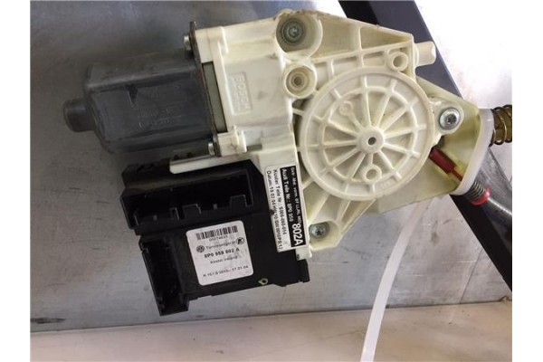 Recambio de mecanismo elevalunas delantero derecho para audi a3 (8p1) 2.0 tdi 16v referencia OEM IAM 8P0959802A S006060012 