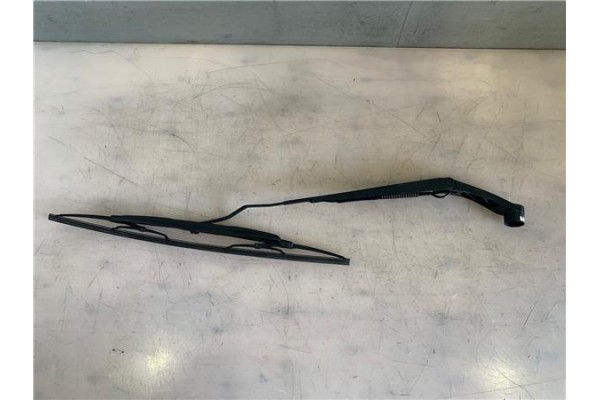 Recambio de brazo limpiaparabrisas delantero izquierdo para kia rio (ub) 1.2 basic referencia OEM IAM 983211W000  