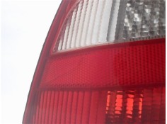 Recambio de piloto trasero izquierdo para opel vectra b berlina referencia OEM IAM 90568047  