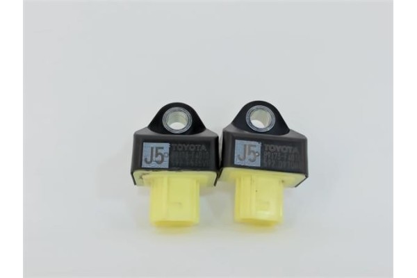 Recambio de sensor airbag salpicadero para toyota c-hr 2.0 hibrido referencia OEM IAM 89173F4010  