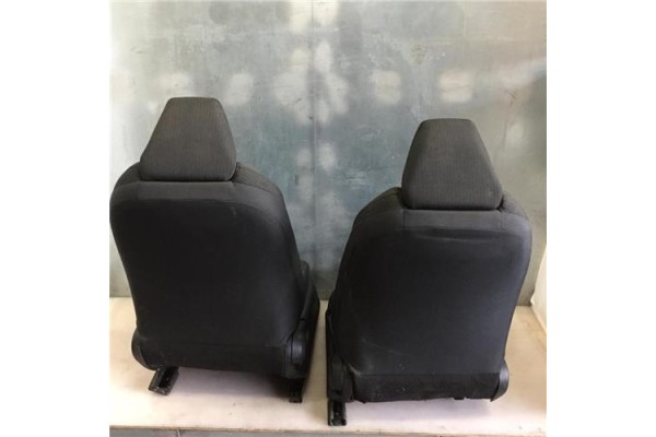 Recambio de juego asientos para toyota c-hr 2.0 hibrido referencia OEM IAM   
