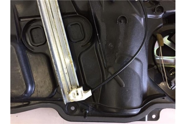 Recambio de mecanismo elevalunas delantero derecho para mazda 3 sedán (bk) 1.6 referencia OEM IAM BP4K5997  