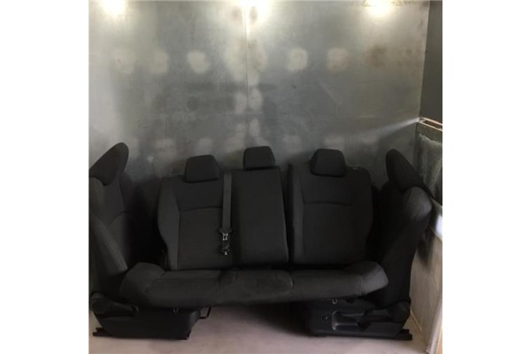 Recambio de juego asientos para toyota c-hr 2.0 hibrido referencia OEM IAM   