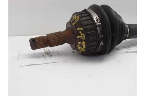 Recambio de palier delantero derecho para citroen xsara berlina 1.9 td referencia OEM IAM 32733A  