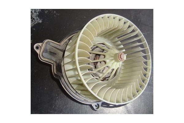Recambio de motor calefaccion para citroen zx 1.9 d referencia OEM IAM 644195  