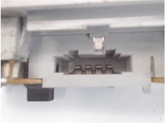 Recambio de luz delantero central techo para seat alhambra (7v8) referencia OEM IAM 1M2113774AA 7M3947105 