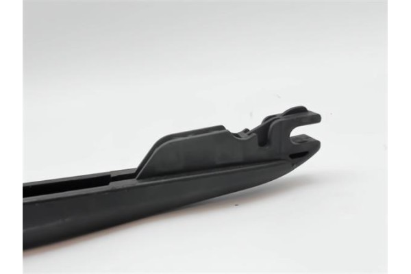Recambio de brazo limpiaparabrisas trasero para renault laguna ii (bg0)(2001) 1.6 16v (bg0a, bg0l) referencia OEM IAM 8200001885
