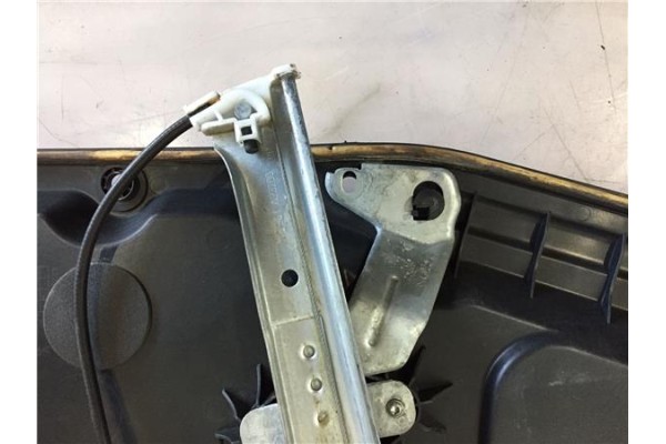 Recambio de mecanismo elevalunas delantero derecho para ford fiesta v (jh_, jd_) 1.4 tdci referencia OEM IAM 2S51B045H17A  