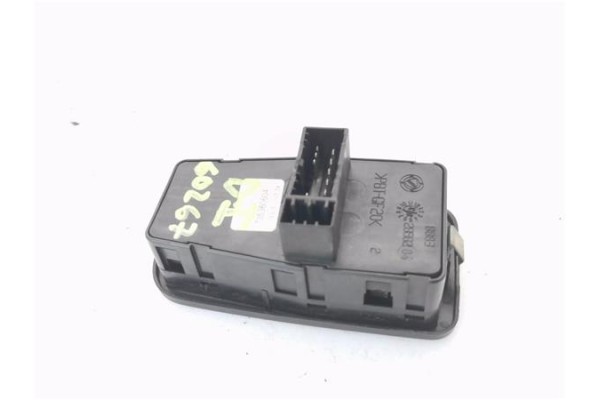 Recambio de mando elevalunas delantero izquierdo para lancia ypsilon (101) 1.2 referencia OEM IAM 735360604  