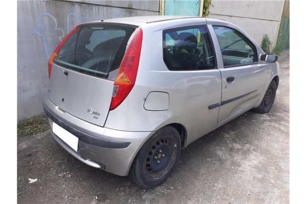 fiat ii punto (188) berlina del año 2002