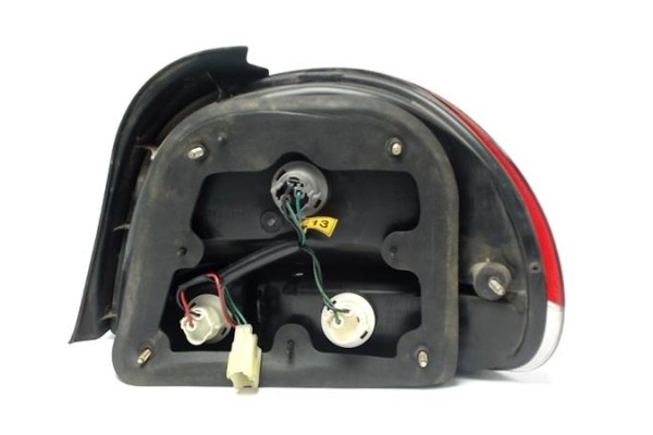 Recambio de piloto trasero izquierdo para hyundai accent (x3) referencia OEM IAM 9241022210  