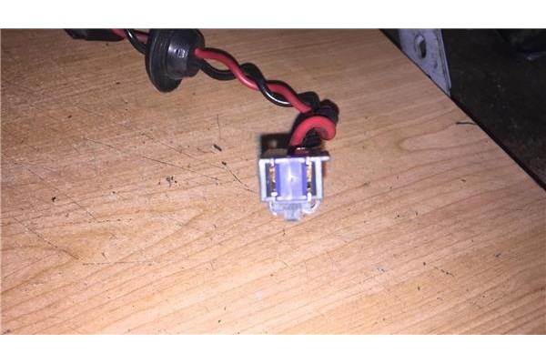 Recambio de alternador para citroen c4 berlina 1.6 16v referencia OEM IAM 9640088080 A003TB2691H 