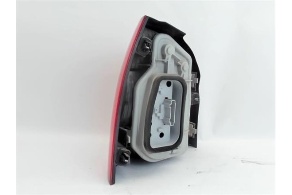 Recambio de piloto trasero derecho para volkswagen polo iv (9n1) referencia OEM IAM 6Q6945258A  