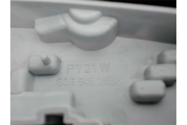 Recambio de piloto trasero derecho para volkswagen polo iv (9n1) referencia OEM IAM 6Q6945258A  