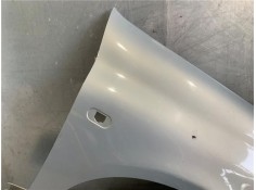 Recambio de aleta delantero derecha para renault clio ii fase i (b/cb0) 1.4 alize referencia OEM IAM 7701471381  