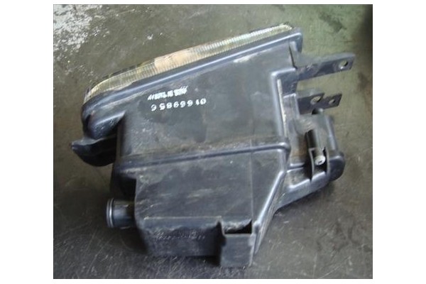 Recambio de faro antiniebla para audi 100 avant (c4) 2.8 básico referencia OEM IAM 4A0941699  
