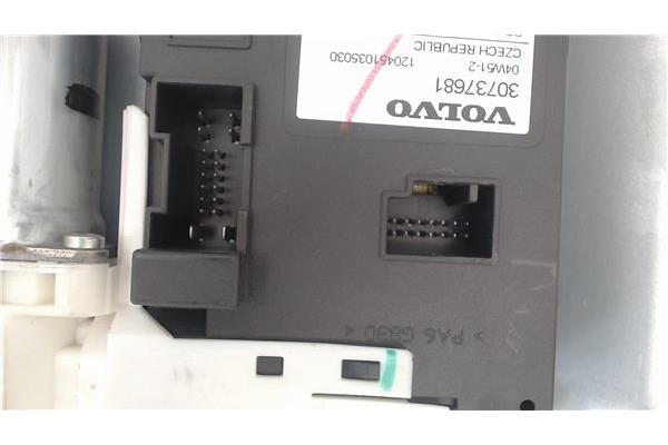 Recambio de mecanismo elevalunas delantero derecho para volvo s40 berlina 1.6 referencia OEM IAM 30710149  