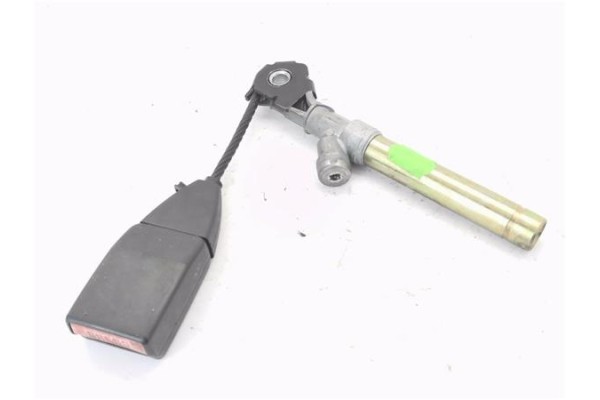Recambio de anclaje cinturon delantero derecho para renault clio ii fase i (b/cb0) 1.4 alize referencia OEM IAM 5505872 5505872A