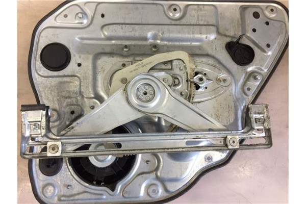 Recambio de mecanismo elevalunas trasero izquierdo para volvo s40 berlina 1.6 referencia OEM IAM 30710149  