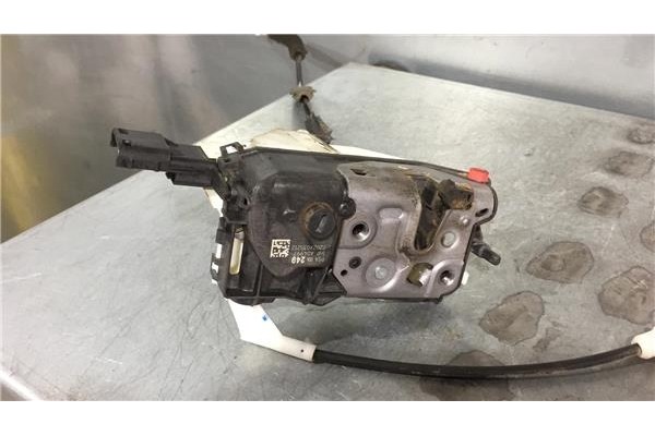 Recambio de cierre electromagnetico trasero derecho para citroen c3 1.4 attraction referencia OEM IAM PSA006249 A04997 