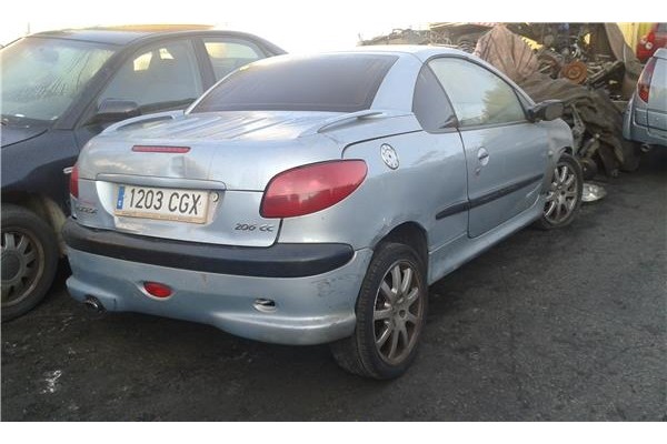 peugeot 206 cc (2001) del año 
