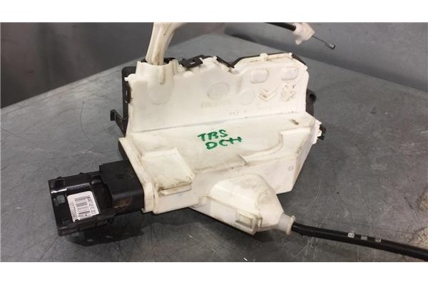 Recambio de cierre electromagnetico trasero derecho para citroen c3 1.4 attraction referencia OEM IAM PSA006249 A04997 
