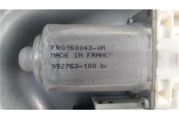 Recambio de mecanismo elevalunas trasero izquierdo para volvo s40 berlina 1.6 referencia OEM IAM 30710149  
