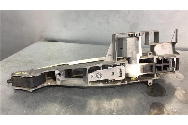 Recambio de maneta exterior trasero derecha para citroen c3 1.4 attraction referencia OEM IAM 9101KH  