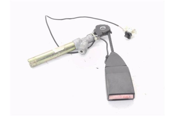 Recambio de anclaje cinturon delantero izquierdo para renault clio ii fase i (b/cb0) 1.4 alize referencia OEM IAM 5506471 550647