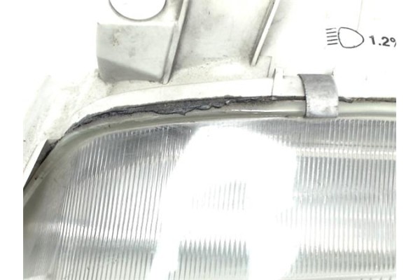 Recambio de faro delantero izquierdo para toyota carina (t19) referencia OEM IAM 8115005011  