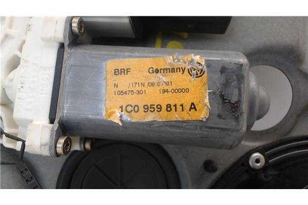 Recambio de mecanismo elevalunas trasero izquierdo para volkswagen golf iv berlina (1j1) 1.9 tdi referencia OEM IAM 1C0959811A  