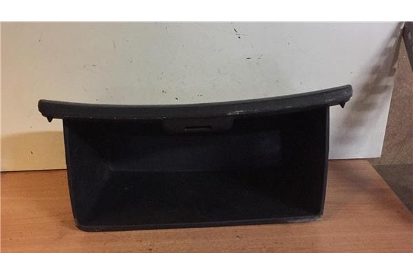 Recambio de guantera salpicadero para toyota corolla (e12) 1.6 vvti referencia OEM IAM 5555102060  