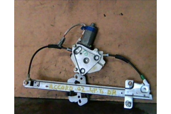 Recambio de mecanismo elevalunas trasero derecho para honda accord vii (cg, ck) 2.3 (ck2) referencia OEM IAM 72710S1AE02  
