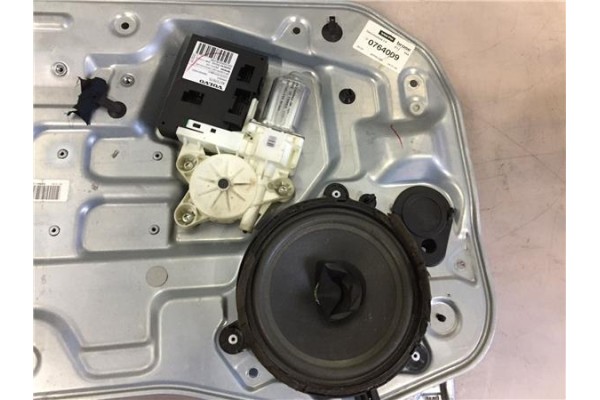 Recambio de mecanismo elevalunas delantero izquierdo para volvo s40 berlina 1.6 referencia OEM IAM 30710149  