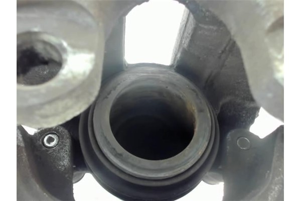 Recambio de pinza freno delantero izquierda para bmw serie 1 berlina (e81/e87) 2.0 120d referencia OEM IAM 54/22  