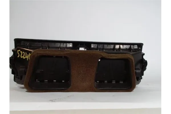 Recambio de tobera superior central ventilacion salpicadero para bmw serie 1 berlina (e81/e87) 2.0 120d referencia OEM IAM 70591