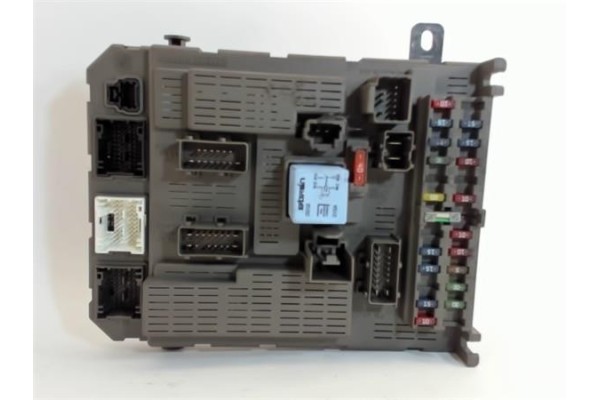 Recambio de caja fusibles/rele para citroen c5 berlina (2001) 2.0 hdi (dcrhzb, dcrhze) referencia OEM IAM   