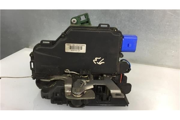 Recambio de cierre electromagnetico delantero derecho para seat ibiza (6l1) 1.9 tdi referencia OEM IAM 3B1837016BQ 993019101 3B1