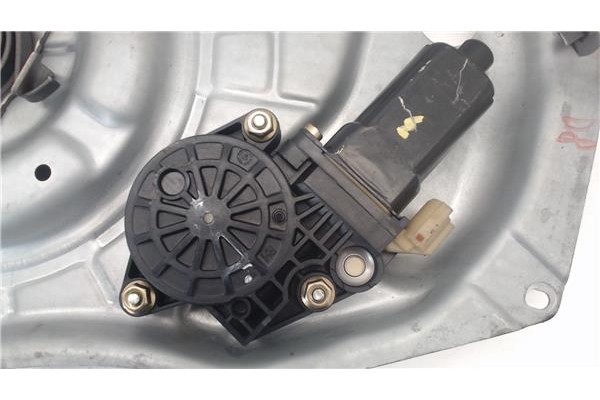 Recambio de mecanismo elevalunas delantero izquierdo para hyundai elantra (xd) 2.0 crdi referencia OEM IAM 824702D061AX 824012D0