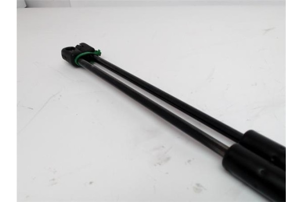 Recambio de amortiguador porton para kia carens (rs) 2.0 crdi referencia OEM IAM 08510500  