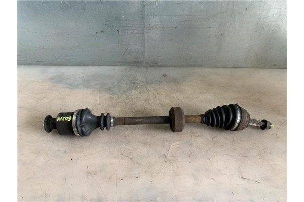 Recambio de palier delantero derecho para renault clio ii fase i (b/cb0) 1.4 alize referencia OEM IAM 7700110482  