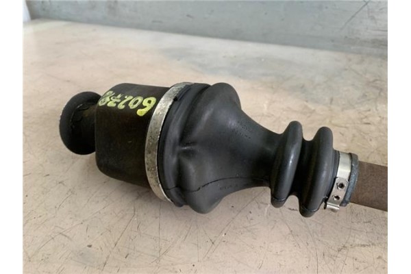 Recambio de palier delantero derecho para renault clio ii fase i (b/cb0) 1.4 alize referencia OEM IAM 7700110482  